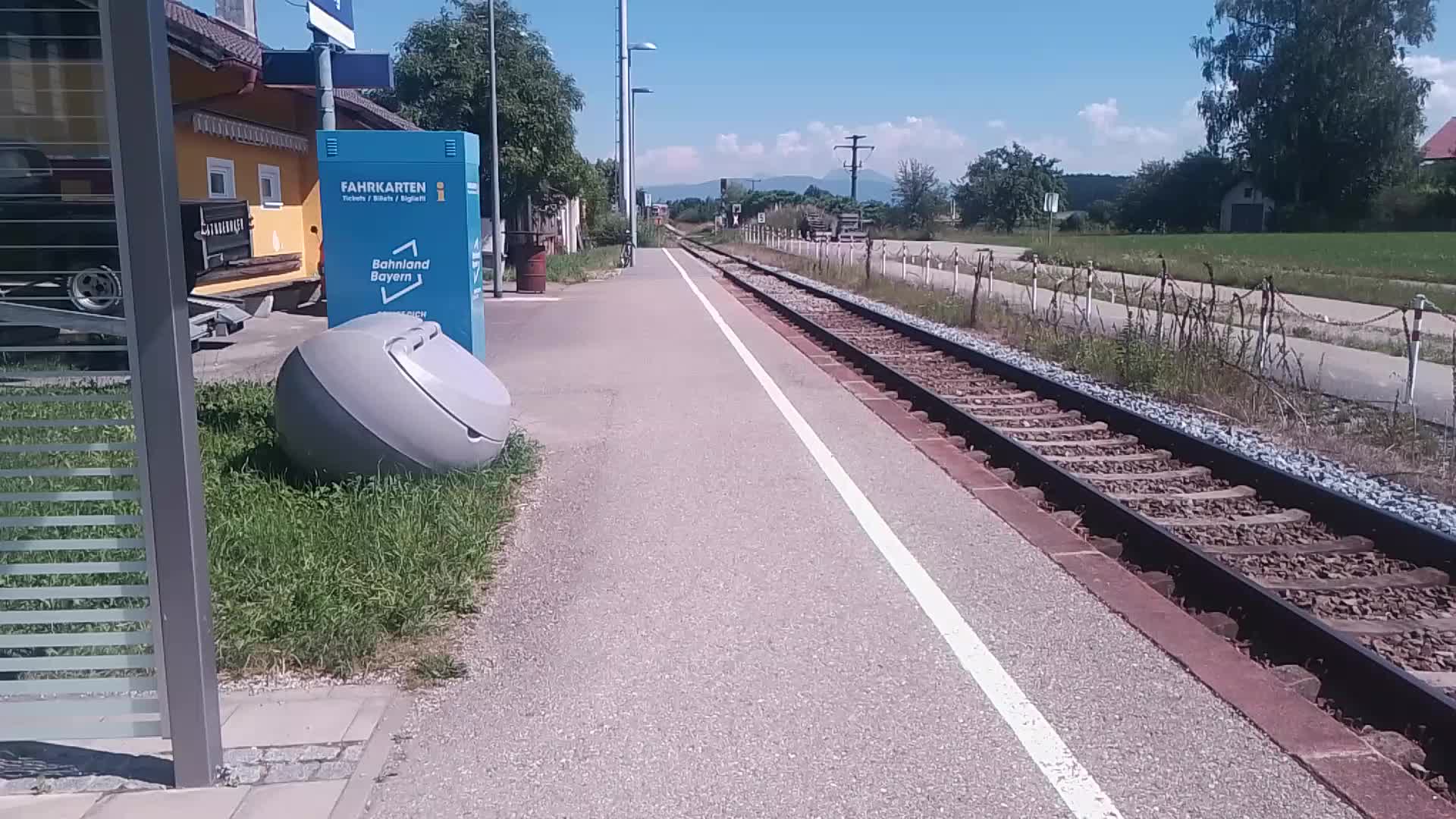 Sekunden entscheiden: Reaktion an der Bahnschranke