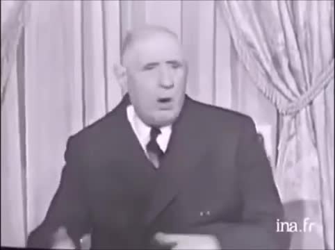 [de Gaulle] Le régime des partis serait une catastrophe nationale.