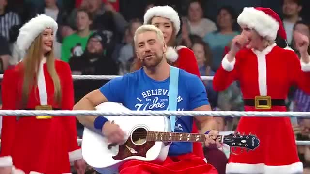 The Miz plays Grinch to Joe Hendry’s holiday spectacular SmackDown highlights, Dec. 26, 2025 - WWE (