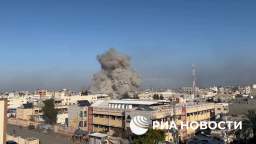 A strong explosion following an Israeli bombing occurred in the town of Khan Younis in the Gaza Stri