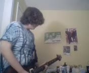 a riff that will take you back to 2003... a riff that will take you back to 2003...