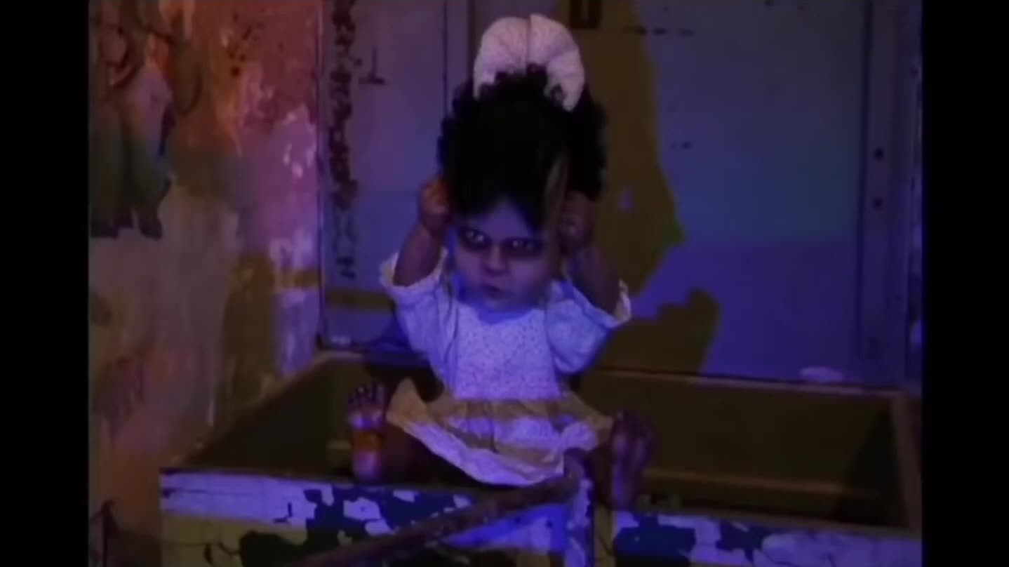 Everything Wrong With Every 2015 Spirit Halloween Prop (Reupload) Everything Wrong With Every 2015 Spirit Halloween Prop (Reupload)