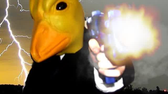 EPIC GUN BATTLE WITH A DUCK?!