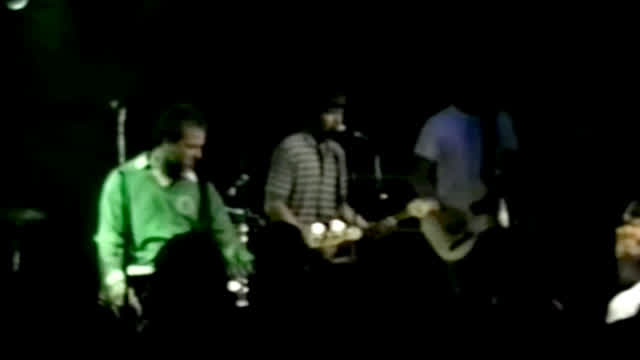 Weezer - Lullaby for Pat Finn (Lullaby for Wayne) Weezer - Lullaby for Pat Finn (Lullaby for Wayne)