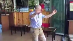 russian midget dance kissing prank