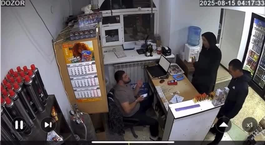 store robbery goes wrong