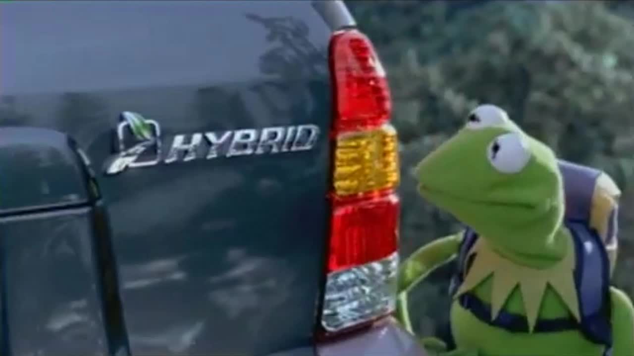 Ford Escape Hybrid Commercial - Easy Being Green (2006)