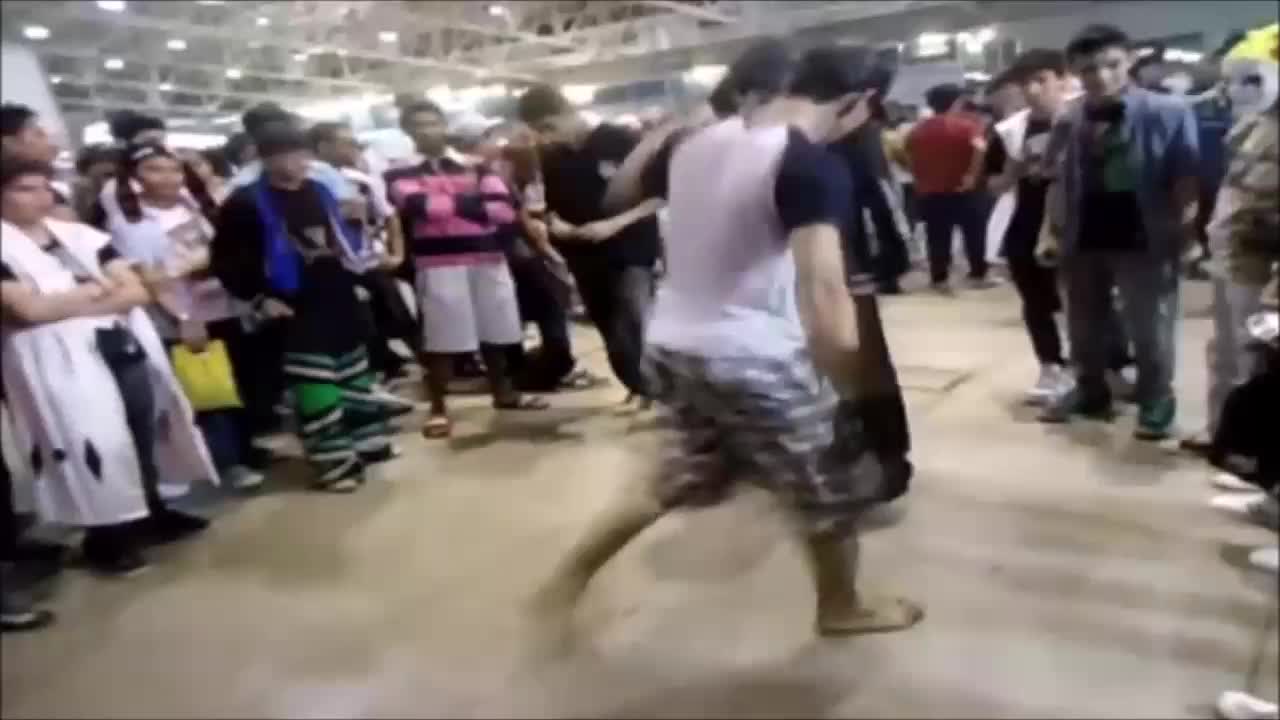 Dark Oscillators - Superstar DJ (Melbourne Shuffle Video)