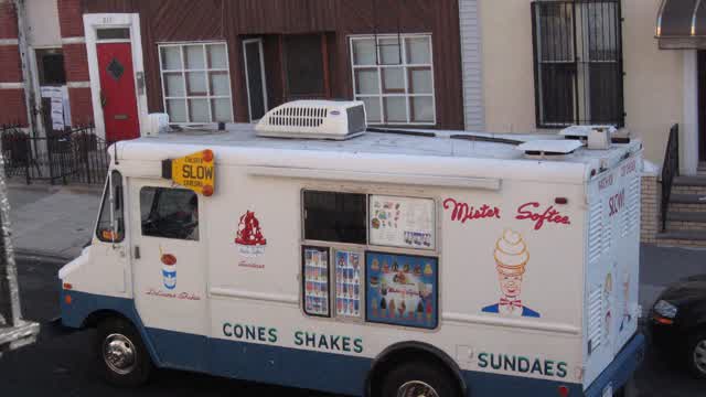 MS. SYDNEY KIDNAPS SAMUEL ATHERTON AND POINTS A GUN AT HIM!!!!!!!