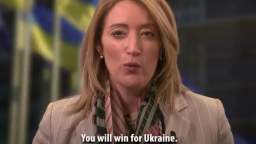 President of the European Parliament Roberta Matsola wrote down her message for Ukraine