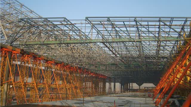 Vehicle parking hall roof steel structure