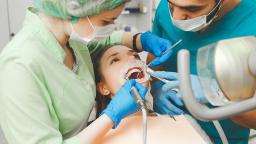 What Happens During a Teeth Cleaning?