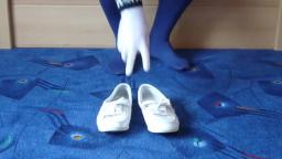 Jana shows her Adidas Concord Round Ballerinas shiny white and pink stitch
