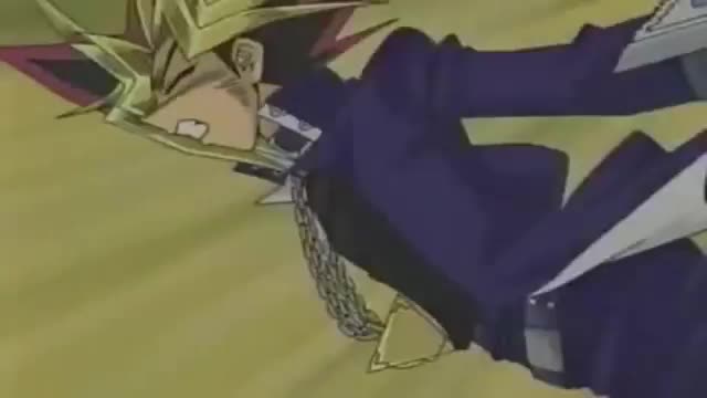 Joey golpea a Yugi