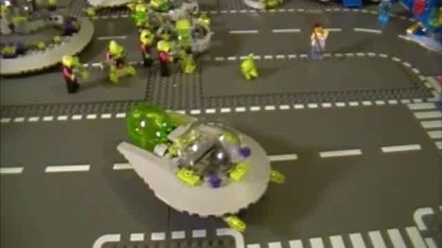 Lego 7051 Tripod Invader: Alien Conquest Review