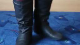 Jana shows her winter boots Jumex black