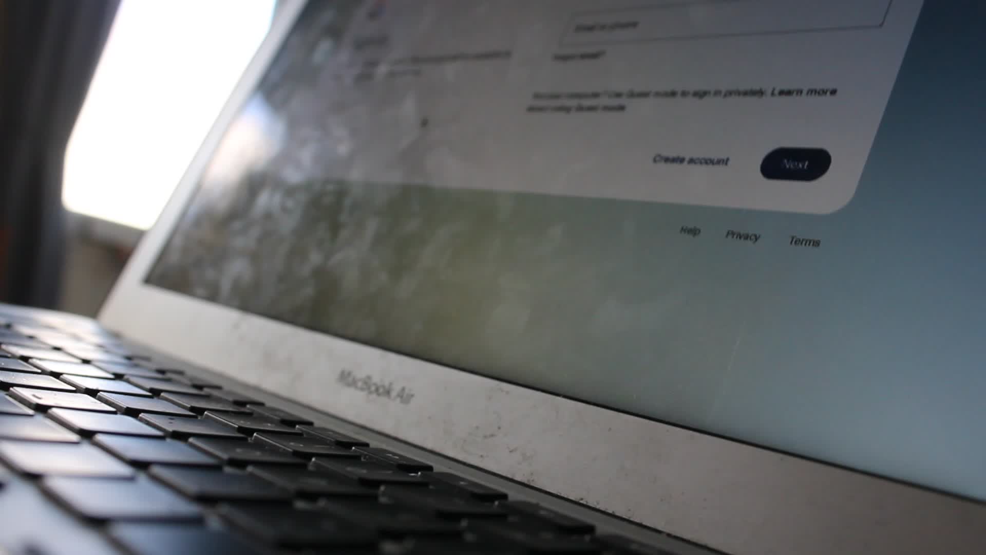 How to Log in To Your Google/Youtube account How to Log in To Your Google/Youtube account