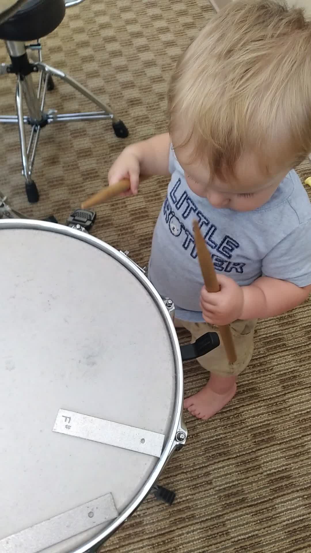 The small drummer
