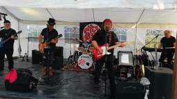 Crazy Mama - StickOut_29-07-2023