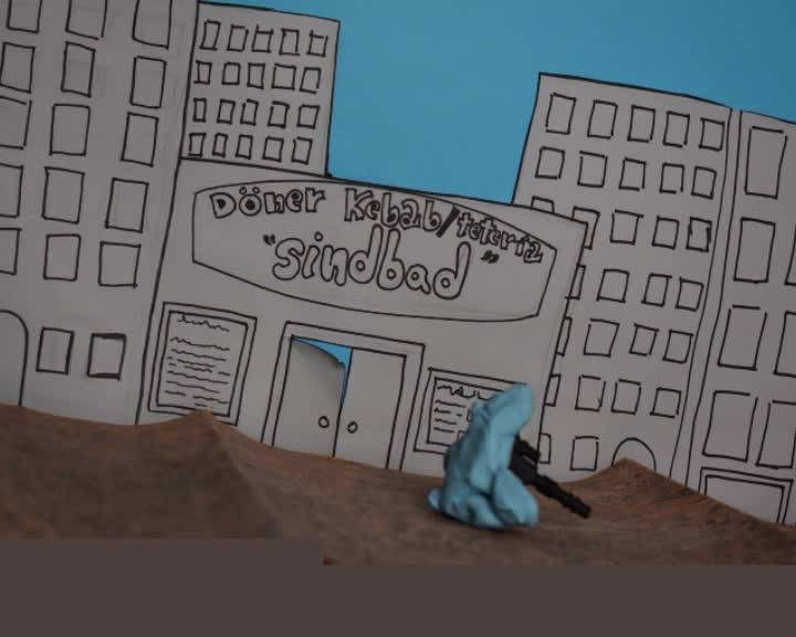 Blue vs Playmobil