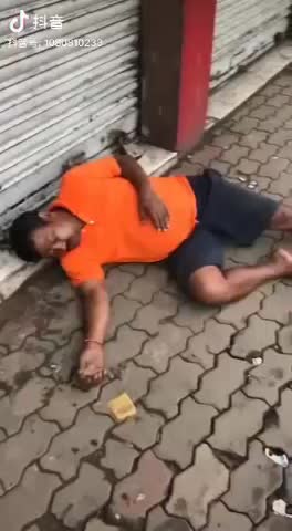 borat indiano
