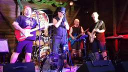 StickOut - Paint It Black - 19-08-2023 - Köpenicker Hof (Berlin) StickOut - Paint It Black - 19-08-2023 - Köpenicker Hof (Berlin)