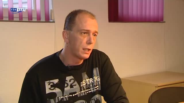 Vader misbruikt kind sleept Commujon voor rechter