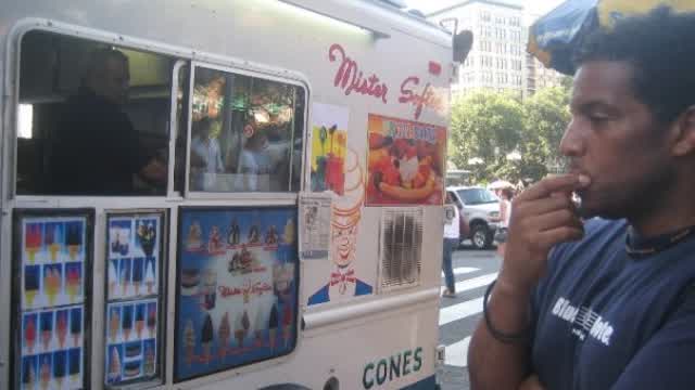 VIRAL ICE CREAM LOVING TWINS GET SWEET SURPRISE AND THAT'S SO RAVEN HATERS IRL VIRAL ICE CREAM LOVING TWINS GET SWEET SURPRISE AND THAT'S SO RAVEN HATERS IRL