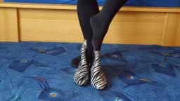 Jana shows her shiny rubber booties chelsea zebra