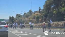 Thousands approached Jerusalem as part of a march against the governments judicial reform, traffic 