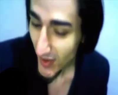 Muhlis Karagöz Erkek mi Arıyorsun Tam karşında videosu Rtürk blur atmış halı Muhlis Karagöz Erkek mi Arıyorsun Tam karşında videosu Rtürk blur atmış halı