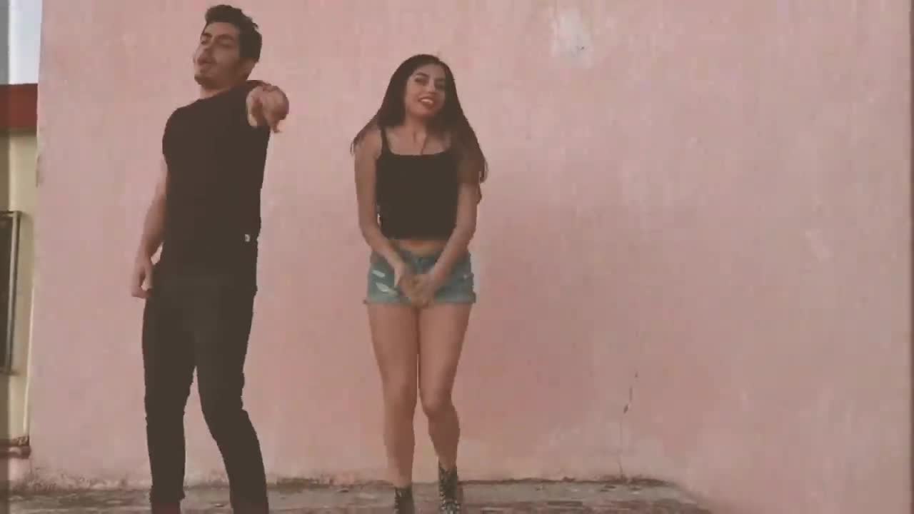 Enjambre - Divergencia(720P_HD)