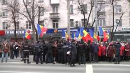 Anti-government protests take place in Chisinau