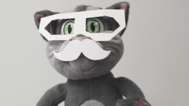 Talking Tom Spoofs Dubstep Hipster Cat
