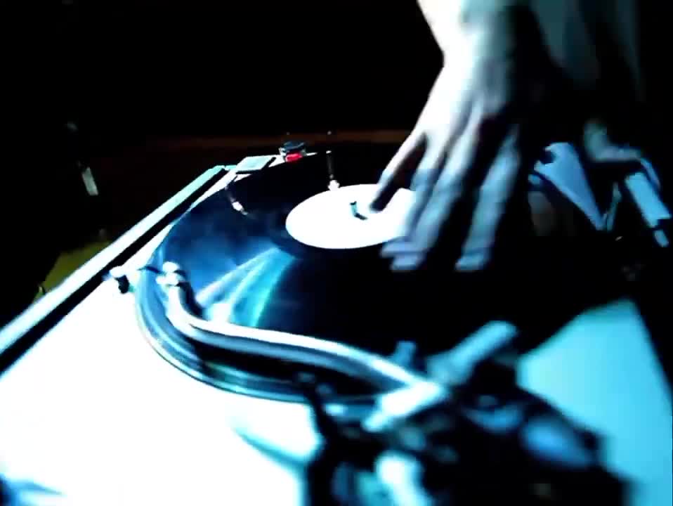 dj lethal brings it on dj lethal brings it on