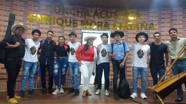 Llaneros de Poncho y Ruana "SODEARTMETA"