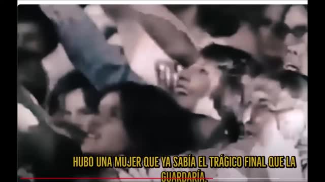 Viajero del Tiempo GRABANDO en un concierto de ELVIS