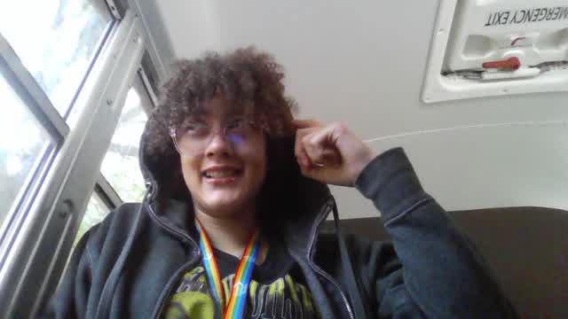 sorry for disappearing...+ who do y'all think i main on tf2