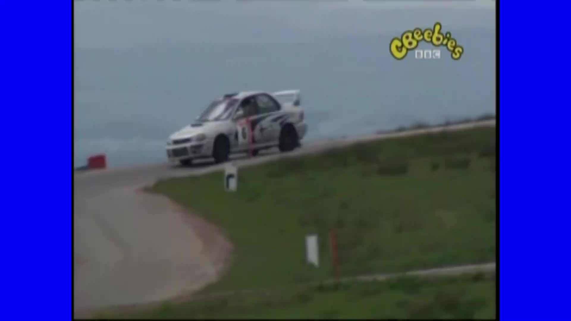 Nina y las Neuronas | Estornudo / Episodio Completo (Español Latino)