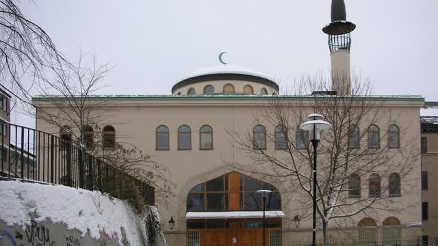 mosque attack video Sweden