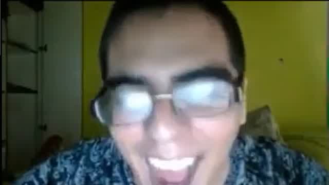 Bronce V censurando gente de su chat