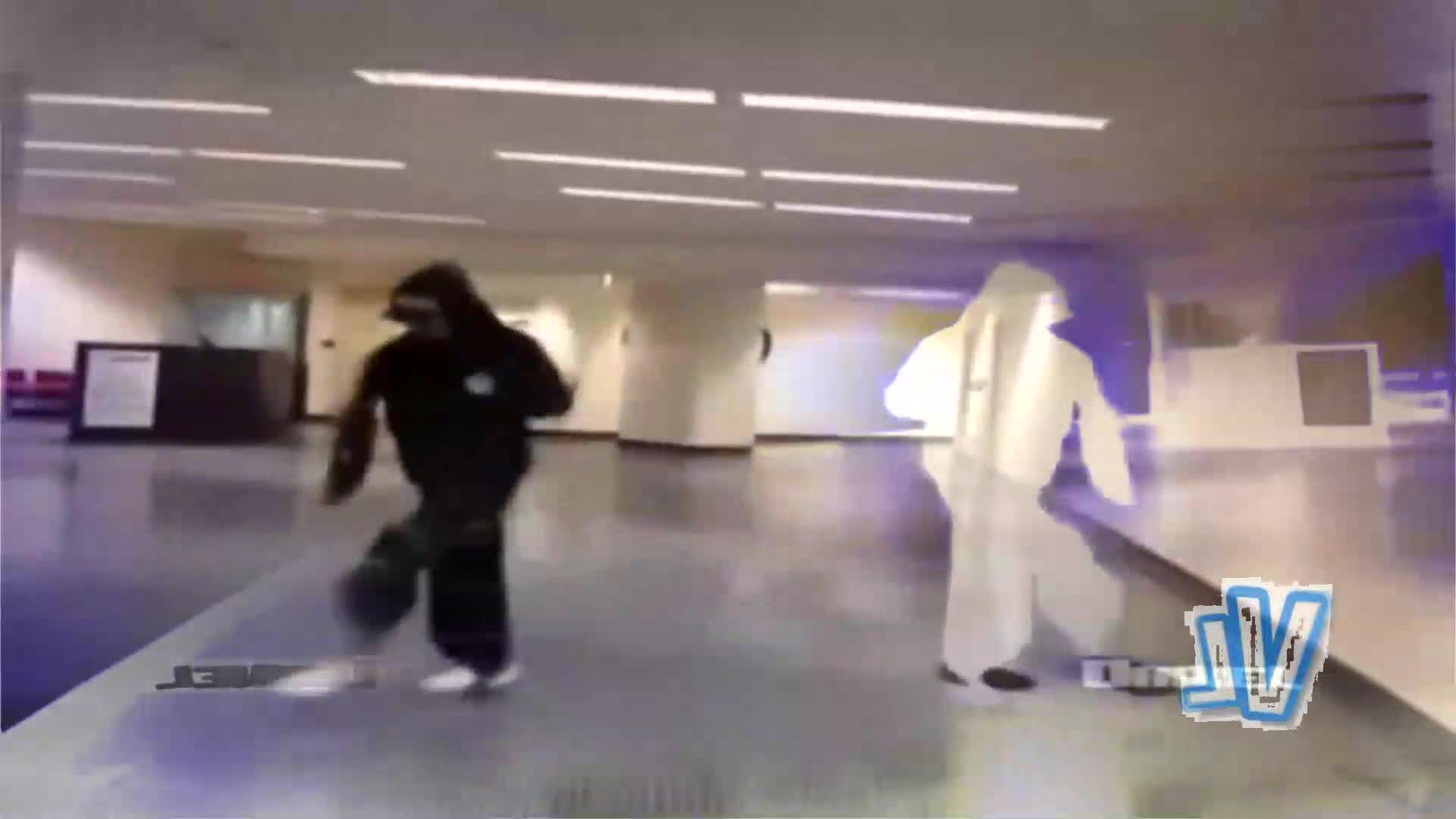 يحصل مشتركو VidLii الذهبيون على مكافآت كهذه! ومقاطع نيون سيئة للغاية، تعمل بنسبة 200%