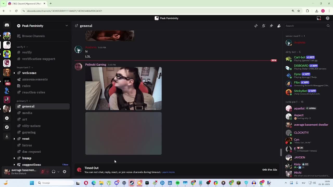 raiding a faggots server