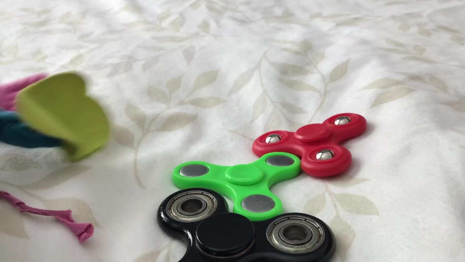 Larry shows his fidget spinners!