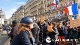 A march began in Paris against the supply of weapons to Ukraine and for the withdrawal of France fro