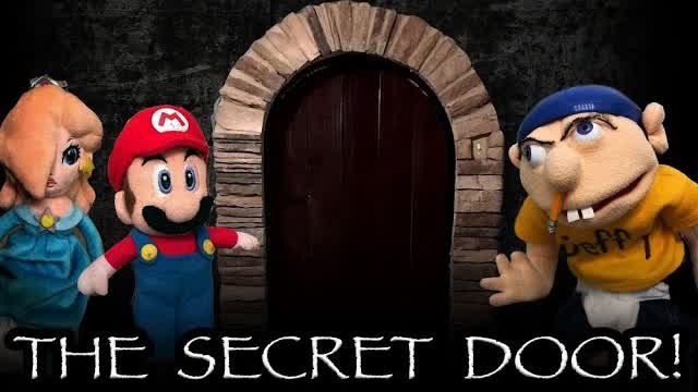 SML Reupload: The Secret Door! [+16]