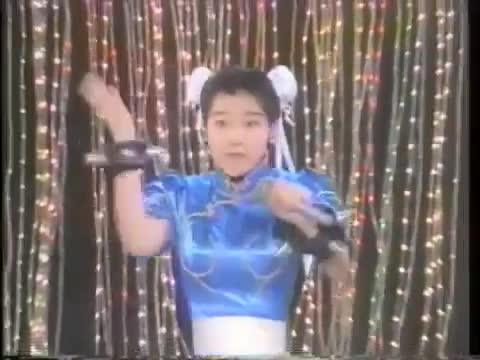 Street Fighter II Chun-Li Official Singing.