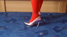 Jana shows her spike high heel pumps Catwalk pink metallic