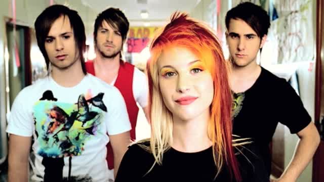 Paramore: Misery Business (Music Video) Paramore: Misery Business (Music Video)
