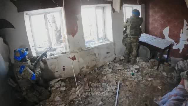 EDIT - Ukraine War ｜ Raid In Krasnohorivka Edit ｜ Azov Assaulting Russian Positions ｜